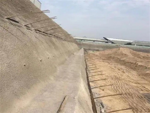 太子河河道边坡加固